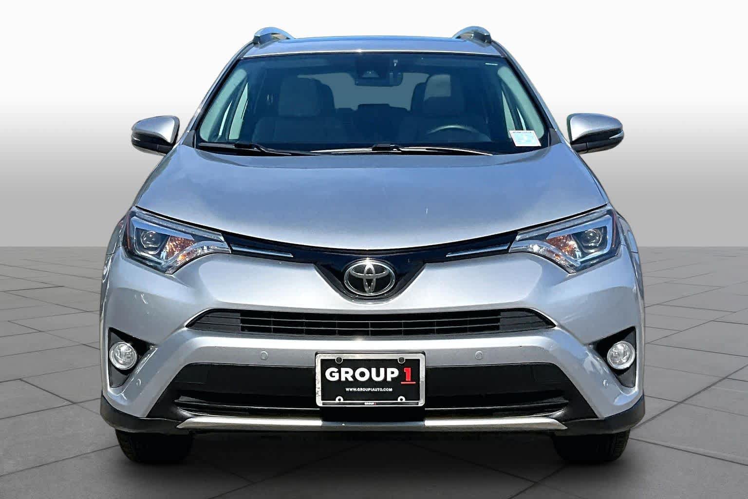 Used 2016 Toyota RAV4 Limited AWD/4WD image 8