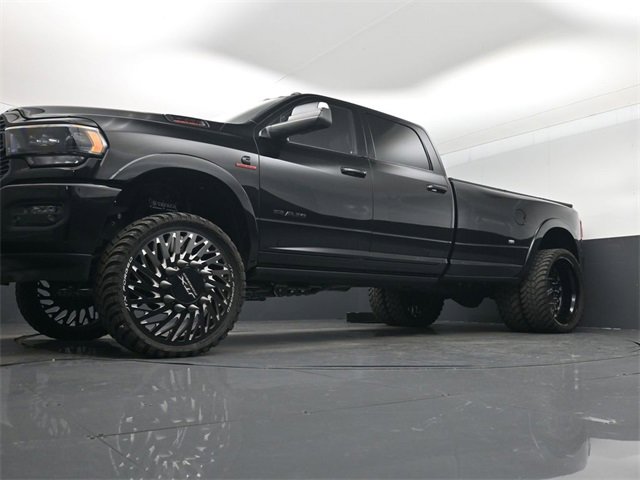 Used 2022 RAM 3500 Limited w/ Max Tow Package image 61