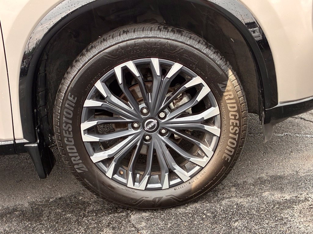 Used 2024 Nissan Rogue Platinum FWD image 51