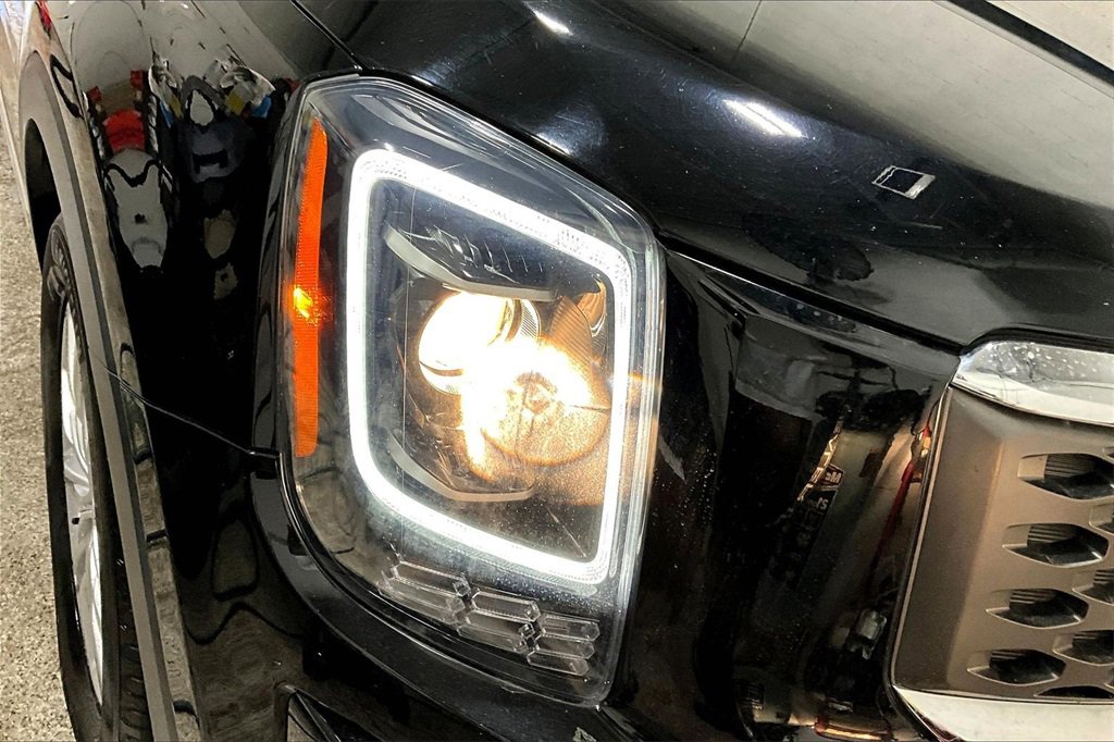 Used 2021 Kia Telluride LX image 32