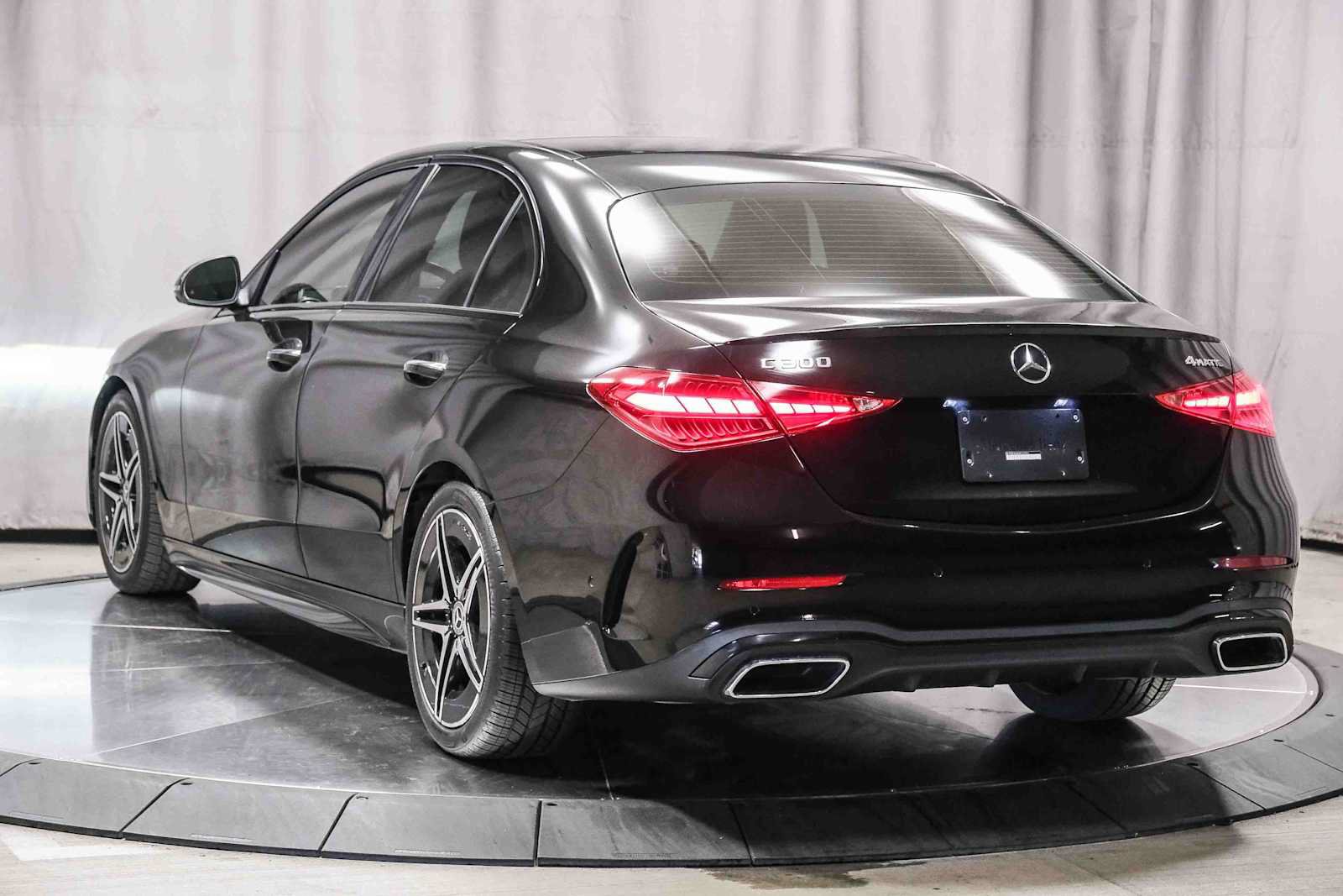 Certified 2022 Mercedes-Benz C 300 4MATIC Sedan image 2