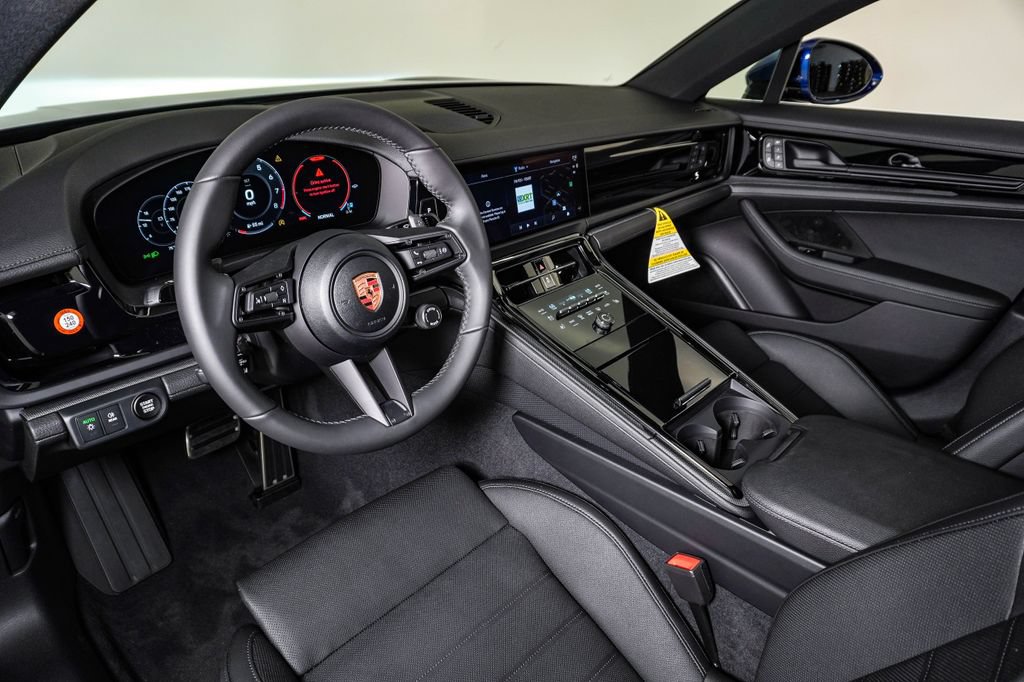 New 2026 Porsche Panamera 4 AWD/4WD image 4