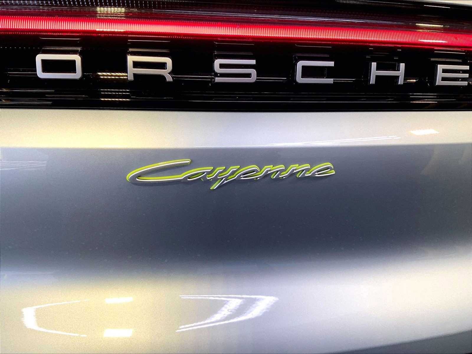 New 2026 Porsche Cayenne E-Hybrid image 19