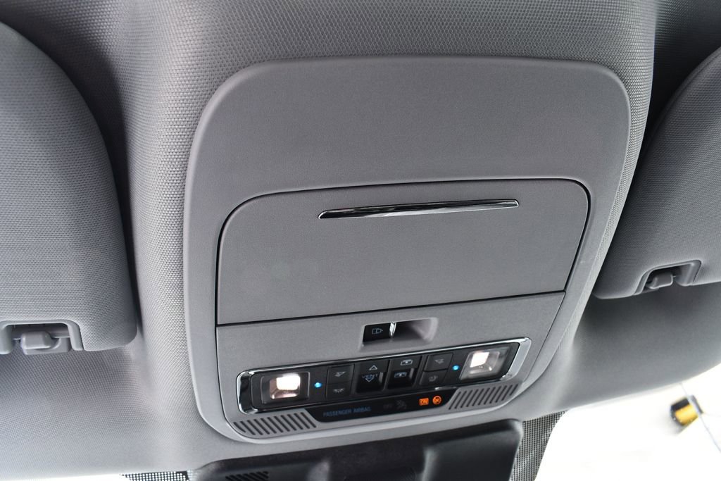 New 2026 Ford F350 Lariat w/ Black Appearance Package image 38