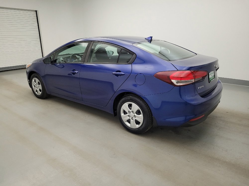 Used 2017 Kia Forte LX FWD image 3
