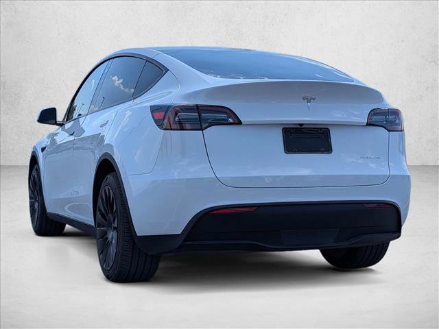 Used 2023 Tesla Model Y Long Range image 8