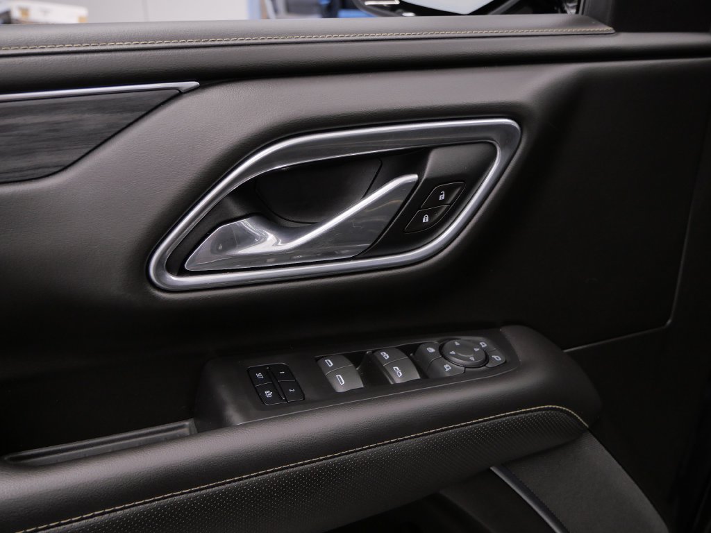 Used 2021 GMC Yukon SLT w/ SLT Luxury Plus Package AWD/4WD image 18