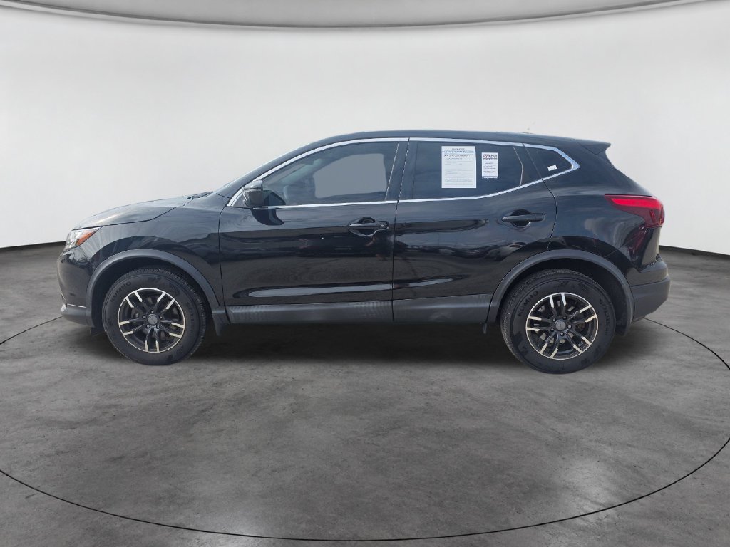 Used 2018 Nissan Rogue Sport FWD image 5