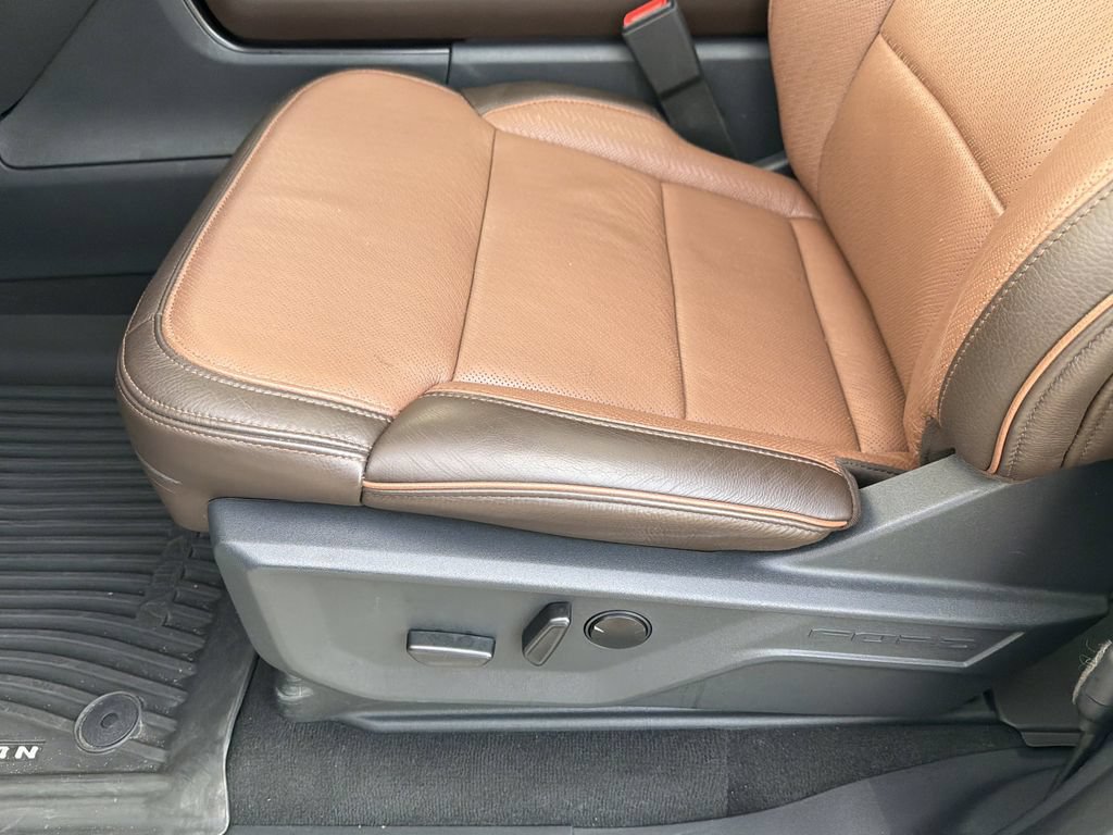 Used 2025 Ford Expedition Max King Ranch AWD/4WD image 24