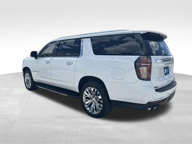 Used 2021 Chevrolet Suburban Premier w/ Premium Package AWD/4WD image 4