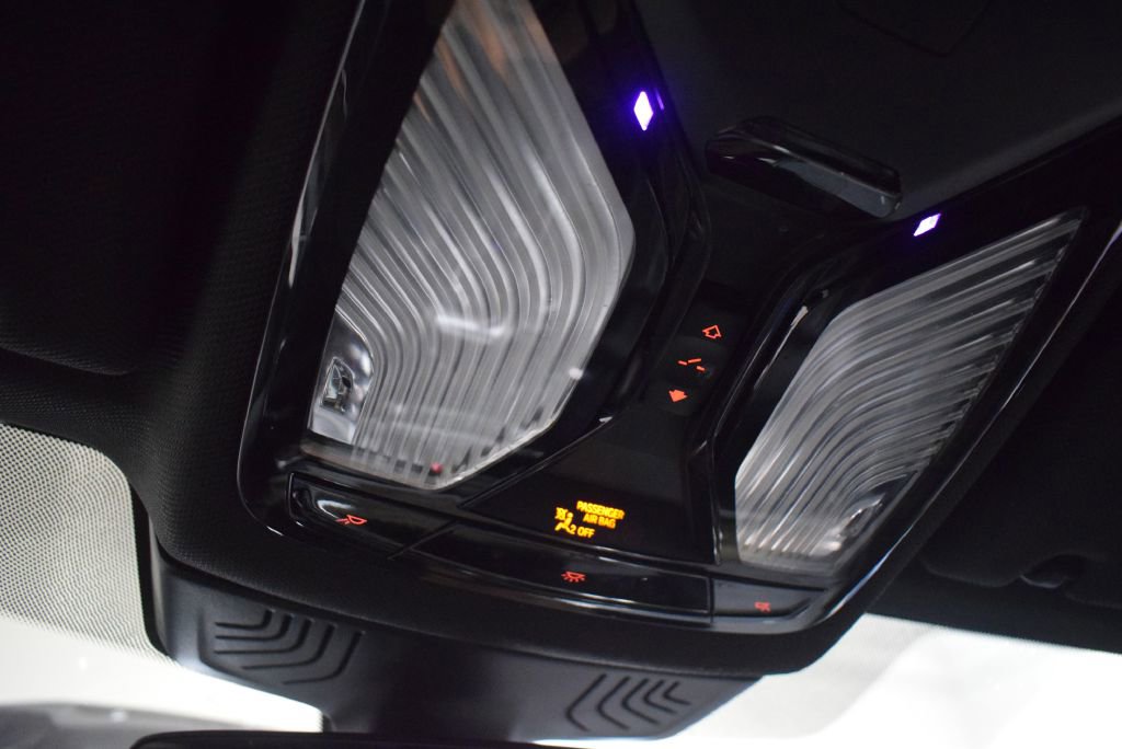 Used 2019 BMW M550i xDrive w/ Premium Package 2 image 25