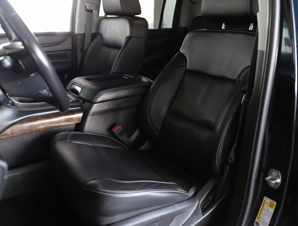 Used 2015 Chevrolet Suburban LT image 23