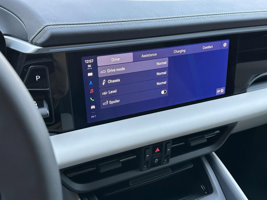 New 2026 Porsche Macan 4 Electric AWD/4WD image 26