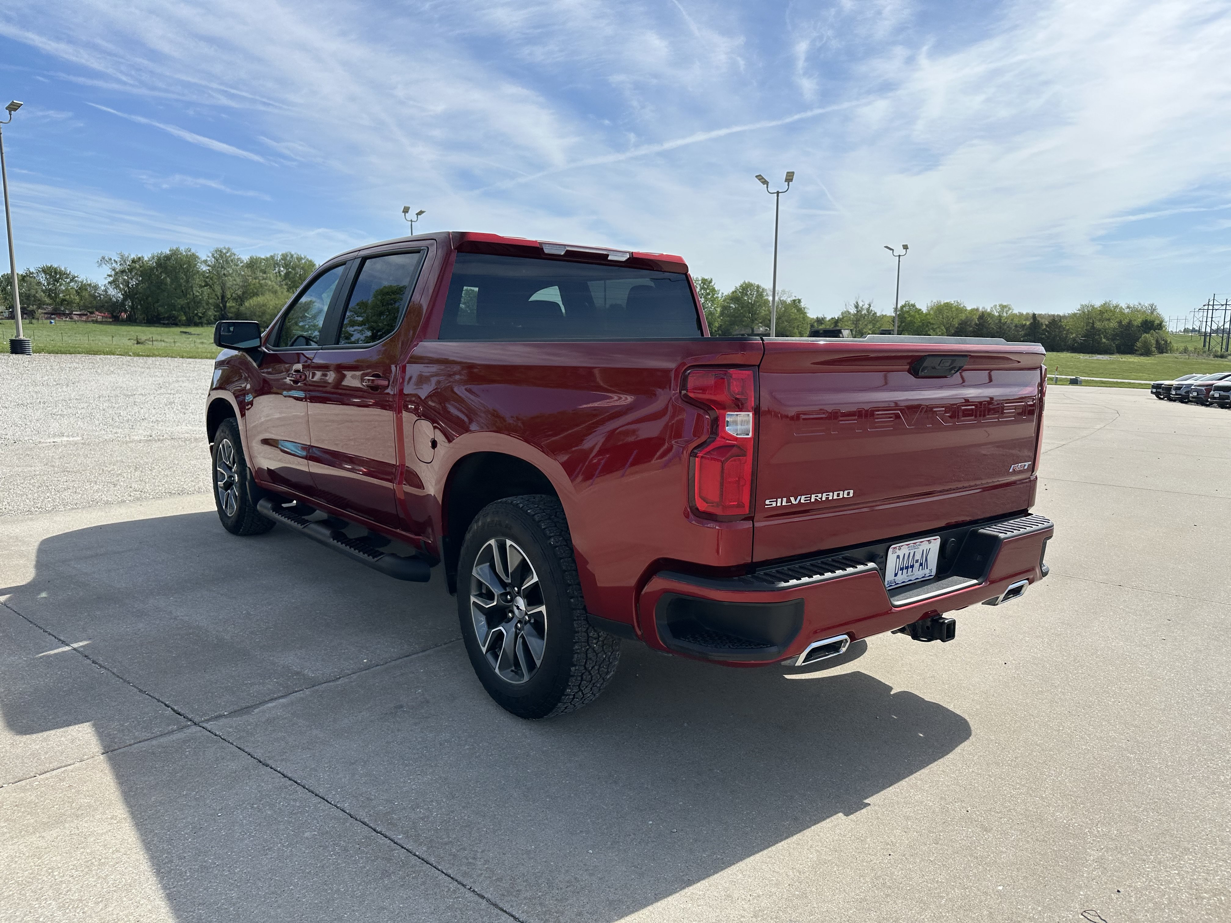 Used 2024 Chevrolet Silverado 1500 RST w/ Z71 Off-Road Package AWD/4WD image 7
