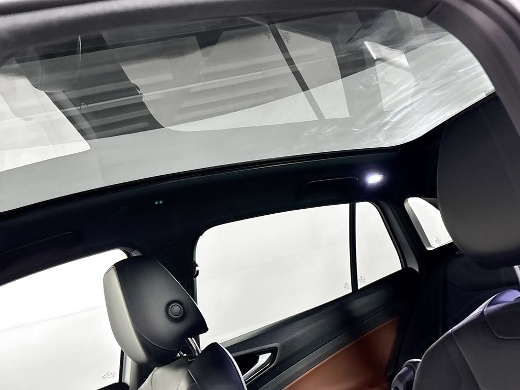 Certified 2022 Volkswagen ID.4 Pro S AWD/4WD image 21