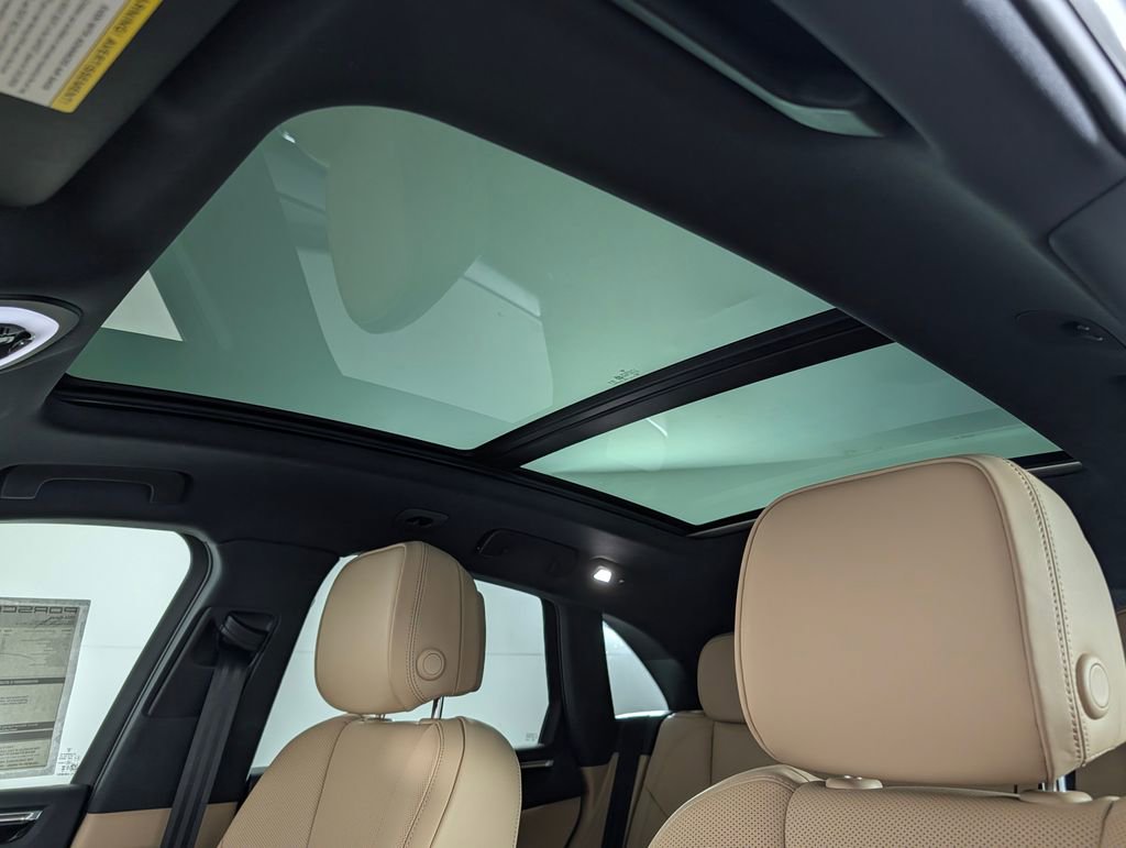 New 2026 Porsche Macan image 30