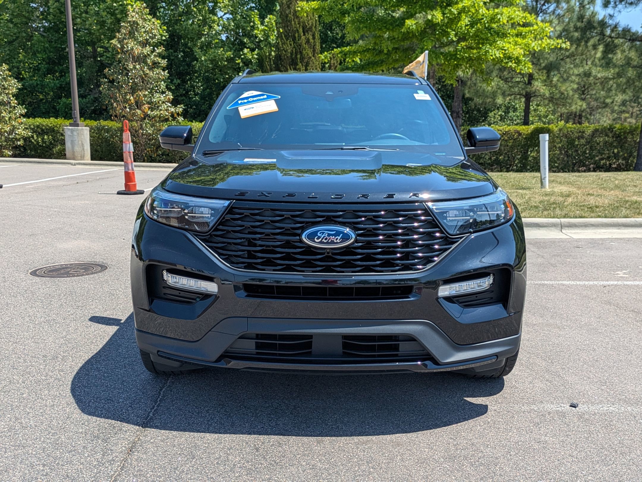 Certified 2024 Ford Explorer ST-Line w/ Class IV Trailer Tow Package RWD image 8