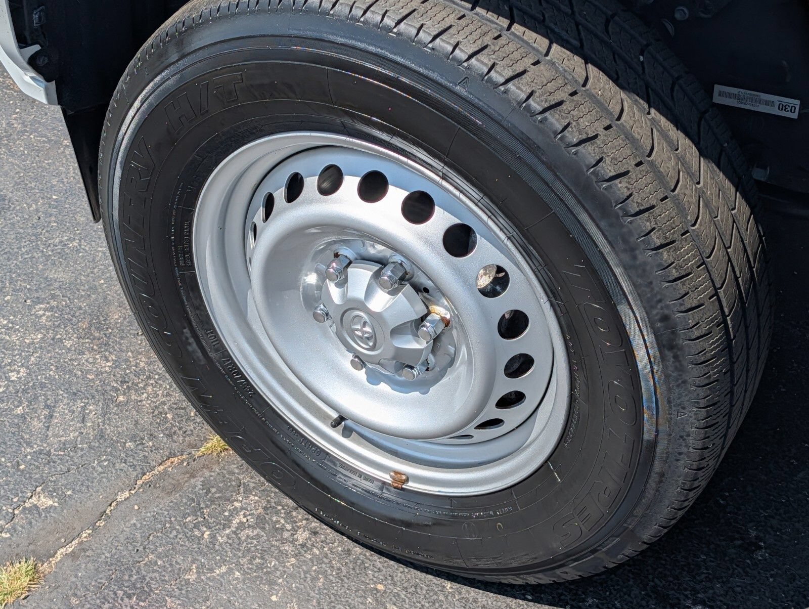 Used 2024 Toyota Tacoma SR RWD image 16