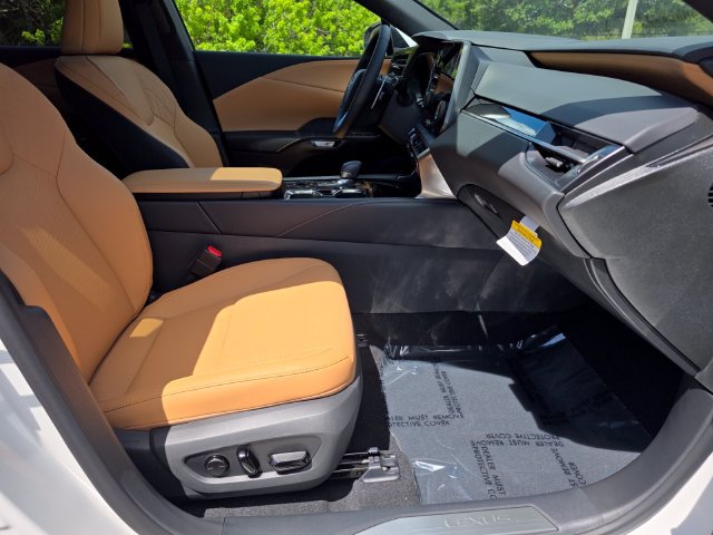 New 2026 Lexus RX 350 FWD w/ Accessory Package (Z1) image 10