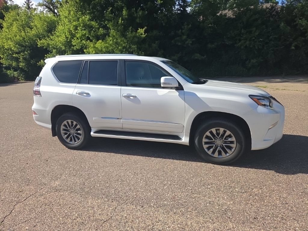 Used 2016 Lexus GX 460 Luxury AWD/4WD image 23
