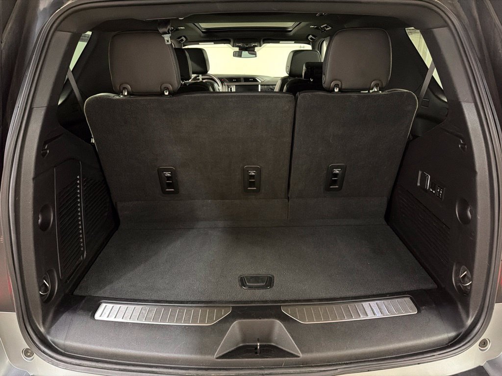 Used 2023 GMC Yukon Denali w/ LPO, Floor Liner Package AWD/4WD image 35