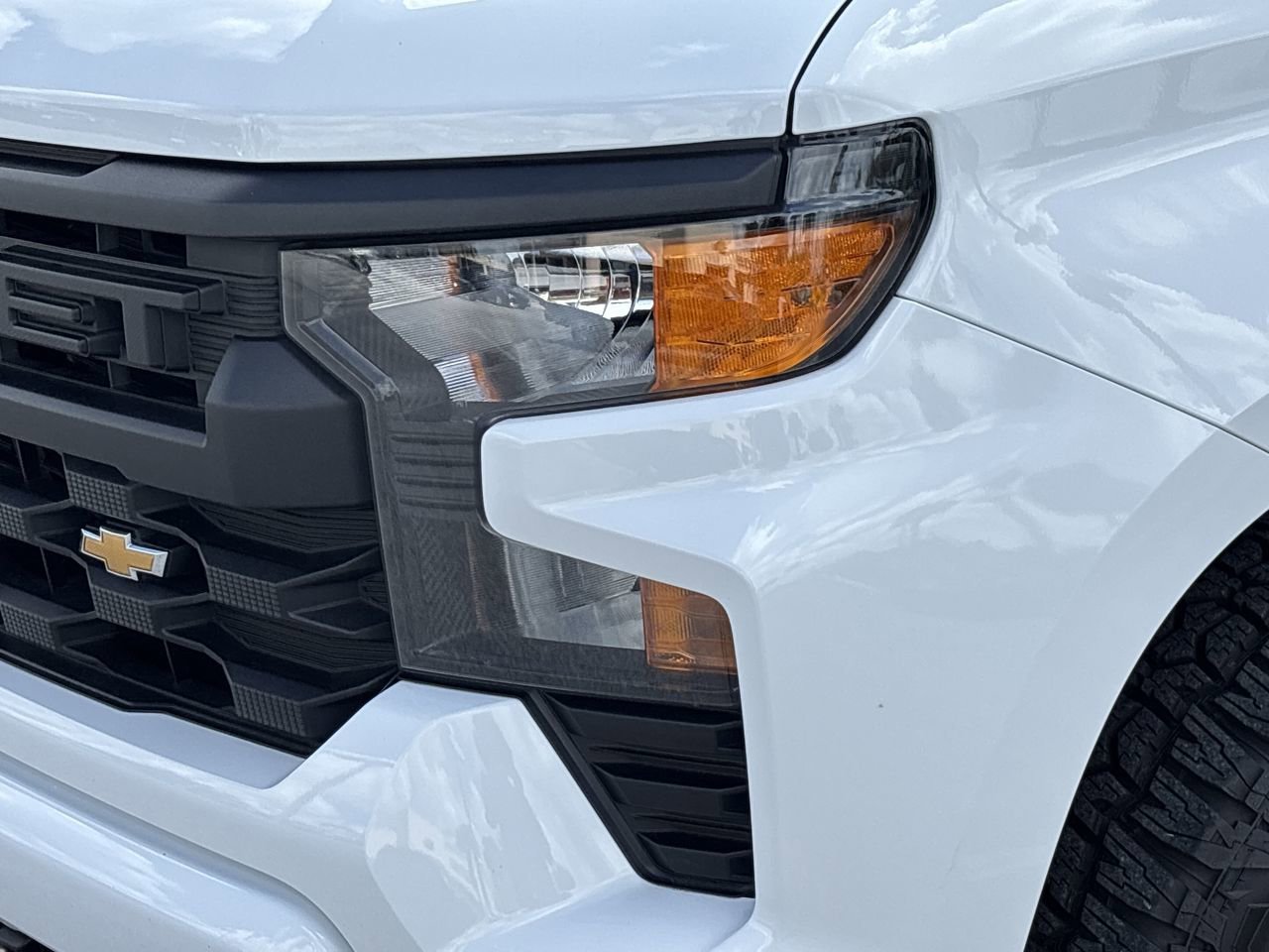 Used 2024 Chevrolet Silverado 1500 Custom image 6