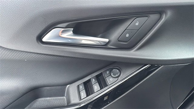 Used 2025 Chevrolet Equinox LT image 19