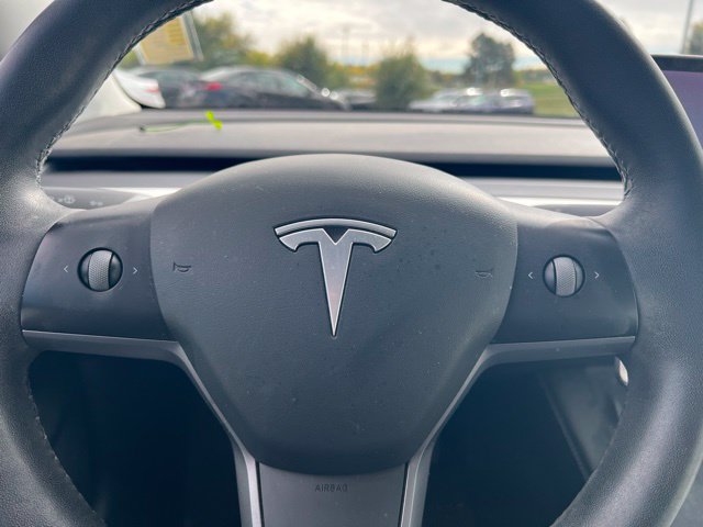 Used 2021 Tesla Model 3 Standard Range Plus RWD image 16