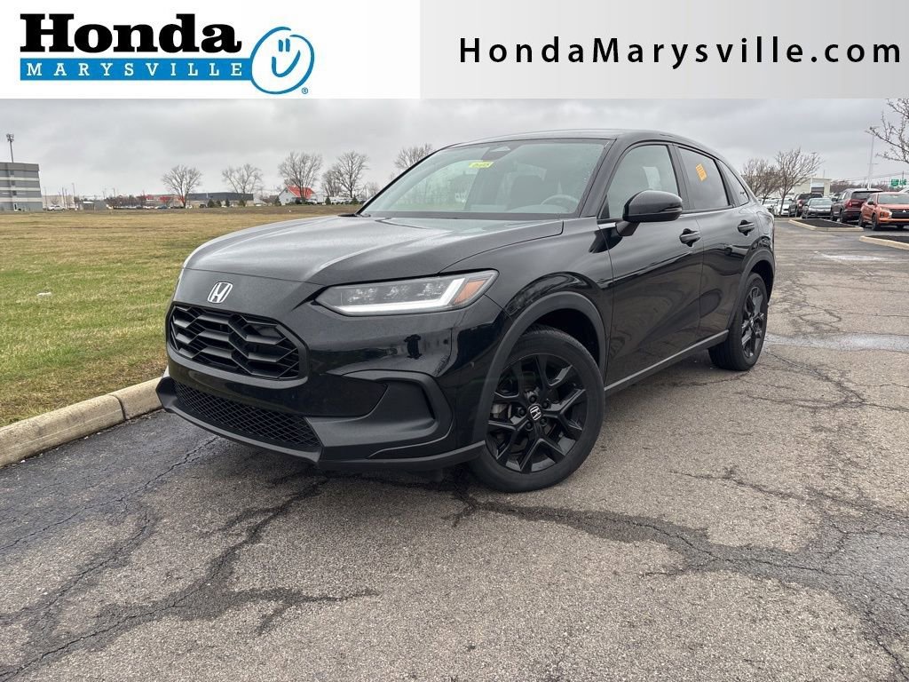 Used 2023 Honda HR-V Sport image 1