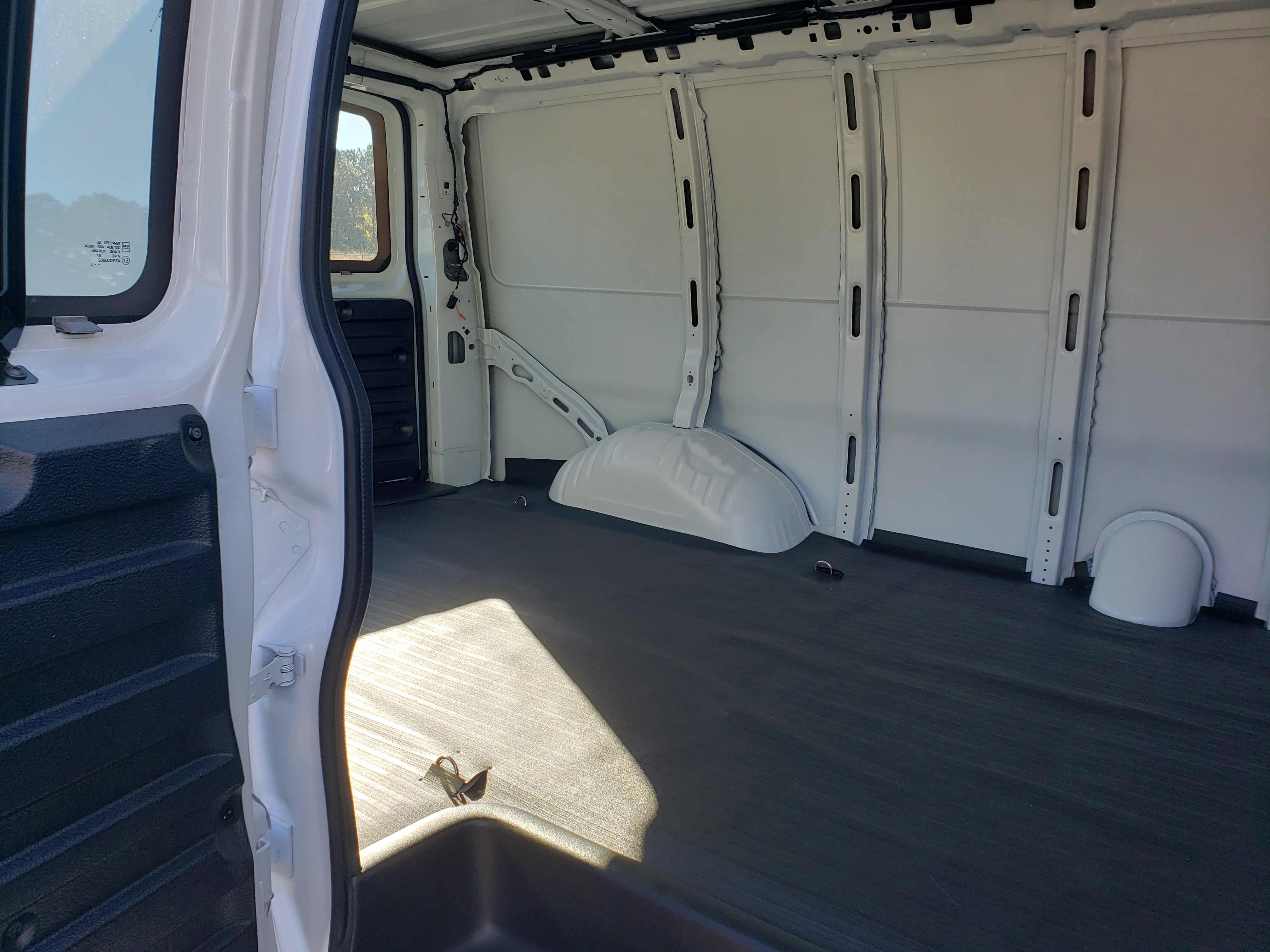 New 2025 Chevrolet Express 2500 Extended w/ Driver Convenience Package image 9