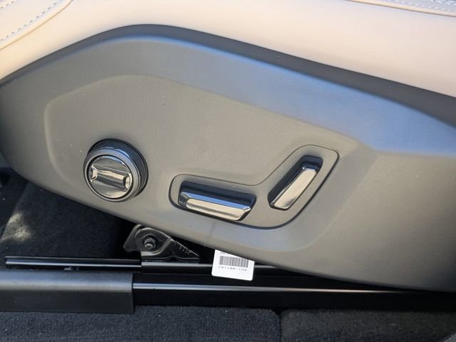 New 2026 Volvo XC60 B5 Plus w/ Protection Package Premier image 20