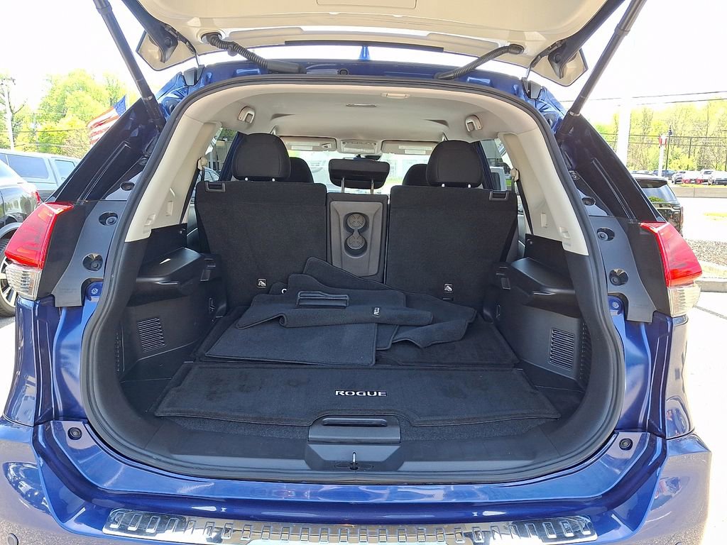 Used 2019 Nissan Rogue SV AWD/4WD image 30