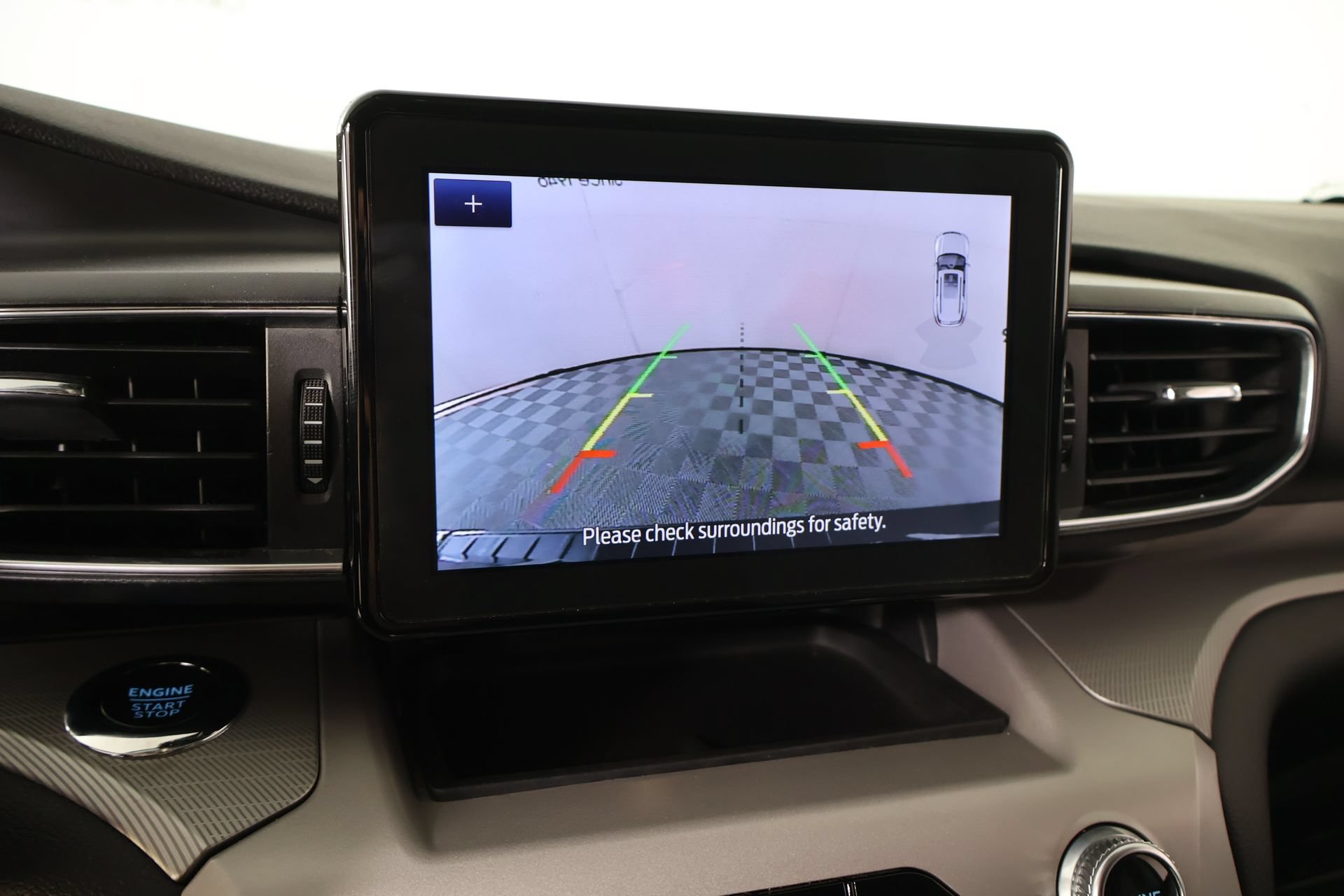 Used 2023 Ford Explorer XLT w/ Equipment Group 202A RWD image 6