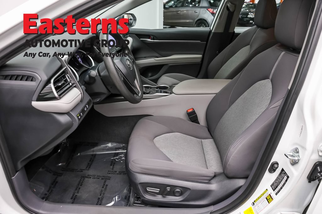 Used 2023 Toyota Camry LE FWD image 14