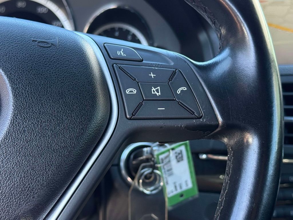 Used 2012 Mercedes-Benz E 350 Cabriolet image 28