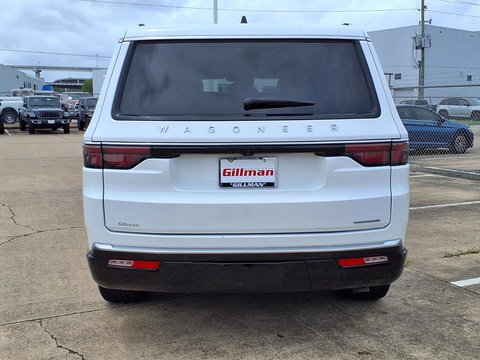 Used 2024 Jeep Wagoneer Series II w/ Flexible Seating Group RWD image 26