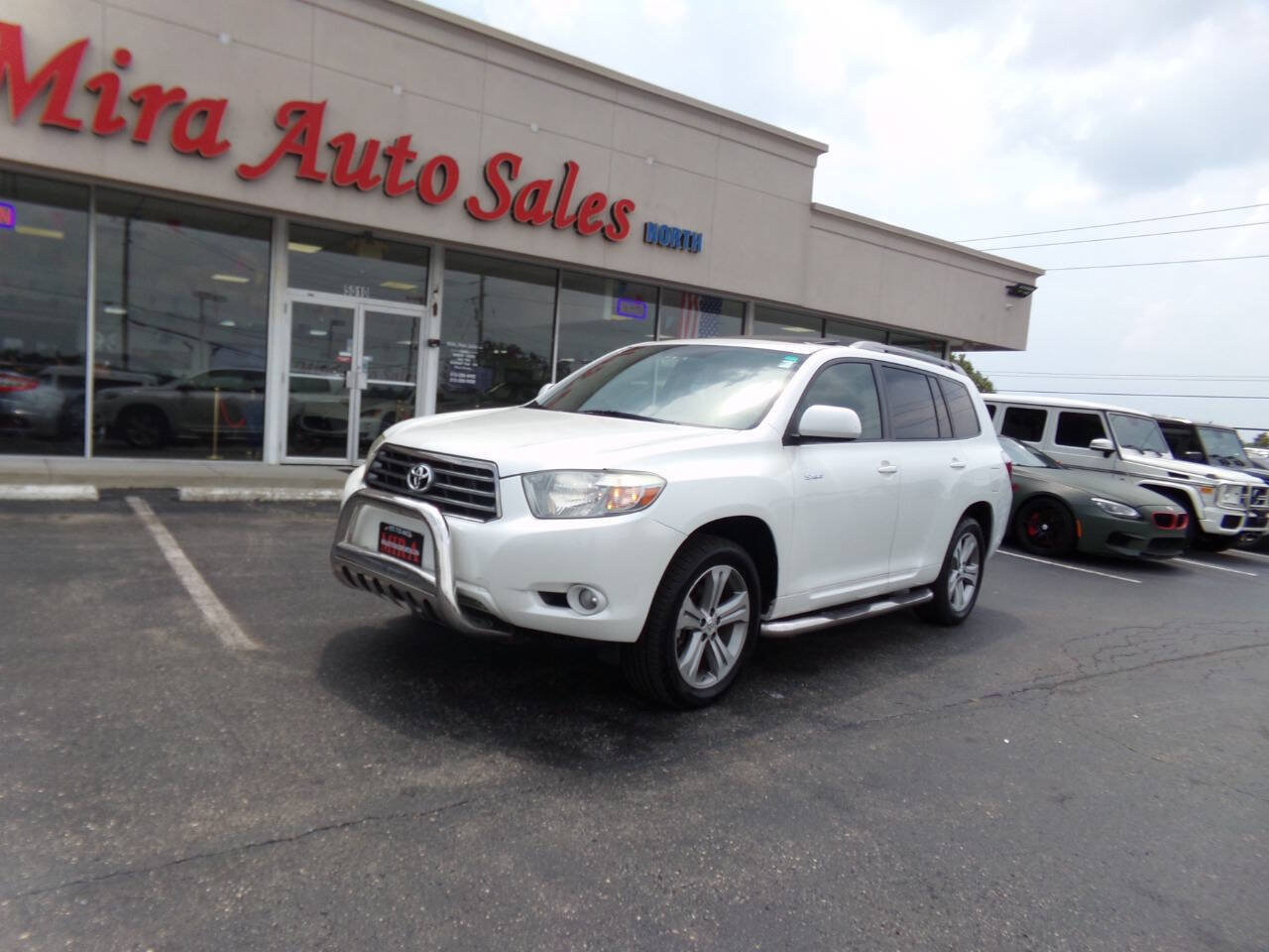 Used 2009 Toyota Highlander Sport w/ Extra Value Pkg 5 AWD/4WD image 2