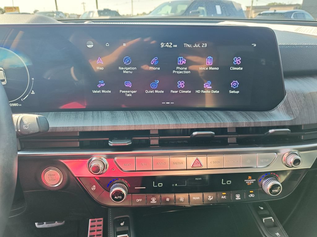 Used 2024 Kia Telluride SX Prestige w/ Towing Package AWD/4WD image 21