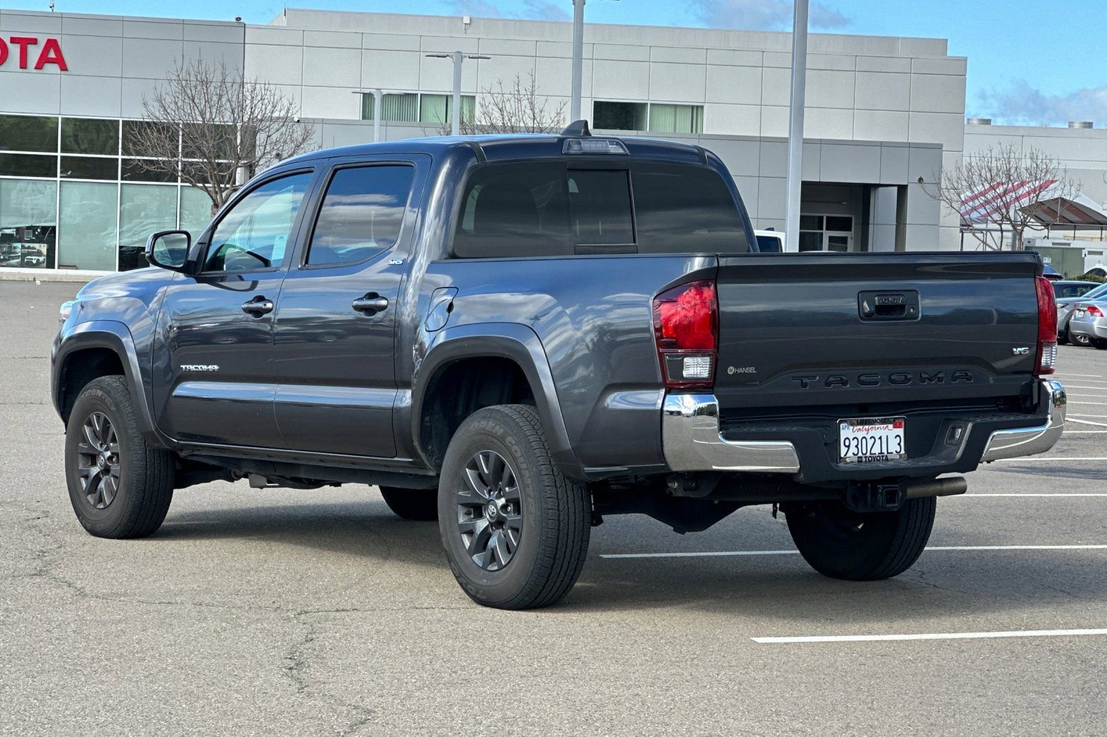 Certified 2022 Toyota Tacoma SR5 image 6