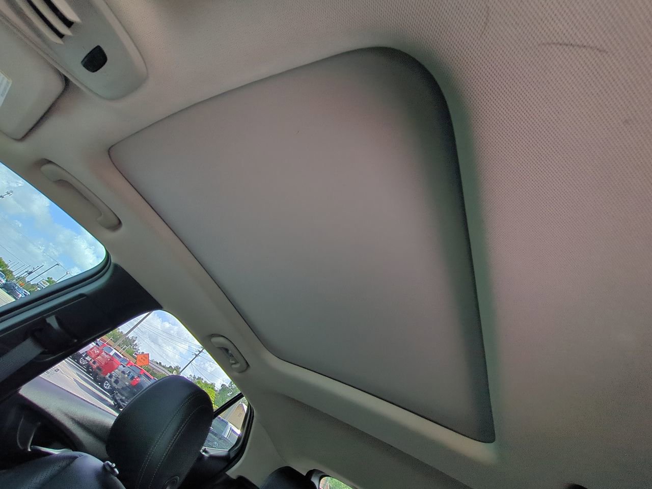 Certified 2023 Buick Encore GX Essence w/ Experience Buick Package FWD image 19