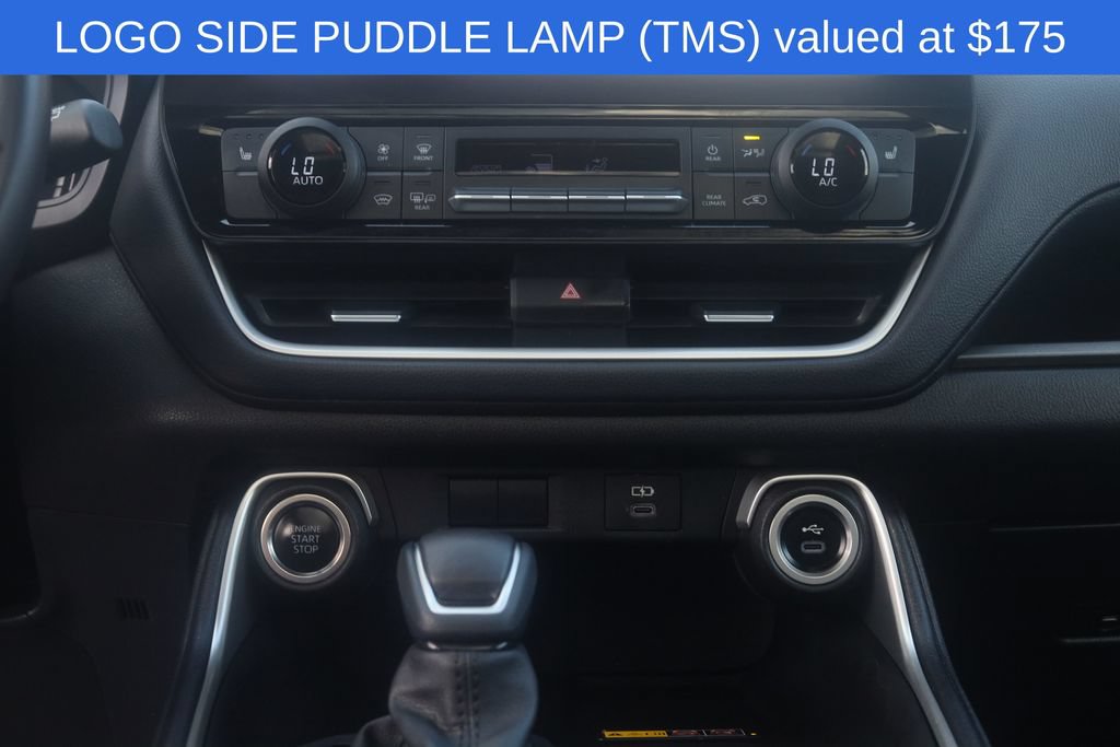 Used 2024 Toyota Grand Highlander AWD image 8