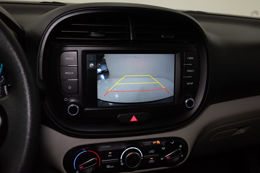 Certified 2025 Kia Soul LX w/ LX Technology Package FWD image 14