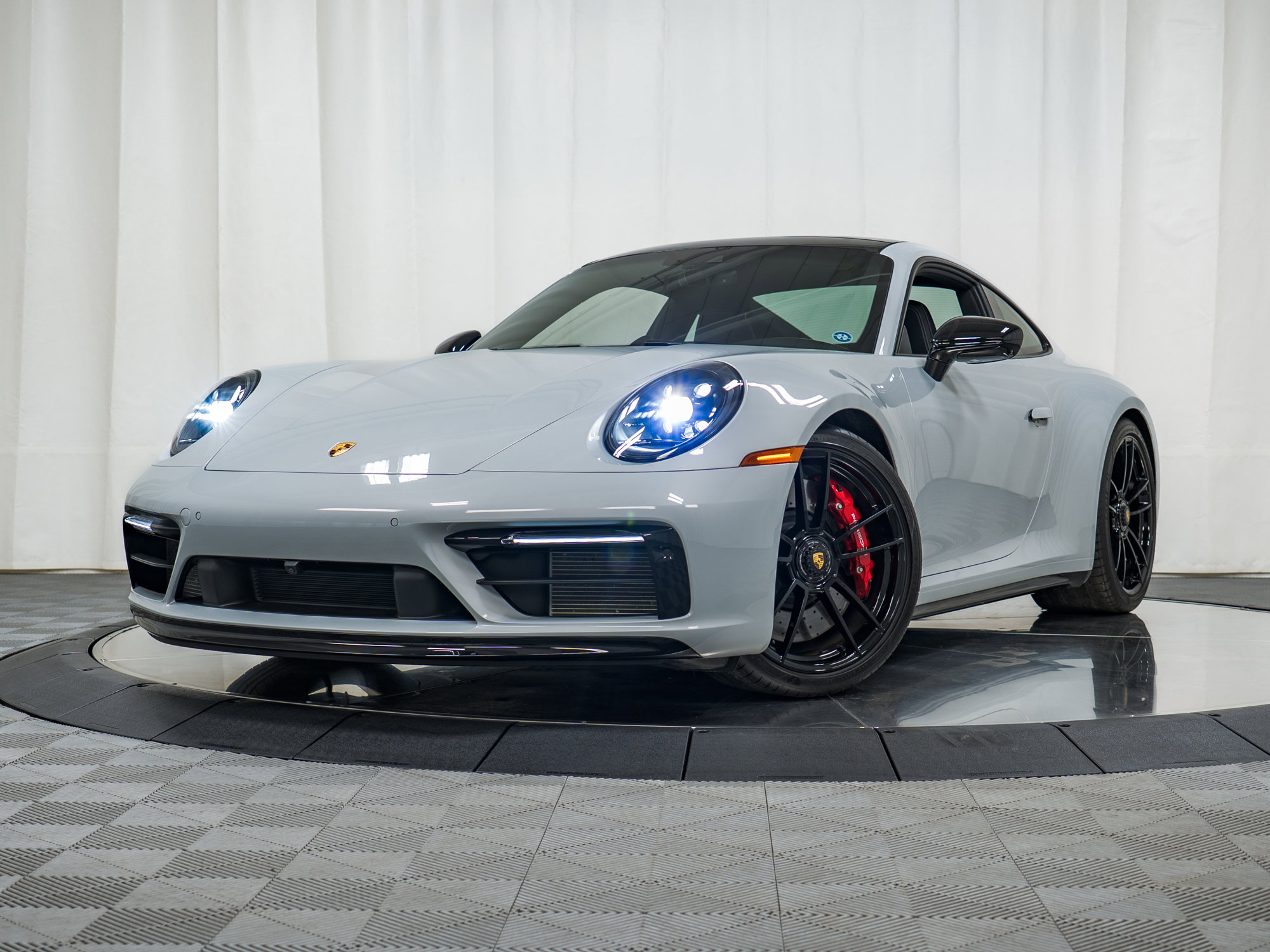 Certified 2024 Porsche 911 Carrera 4 GTS image 32