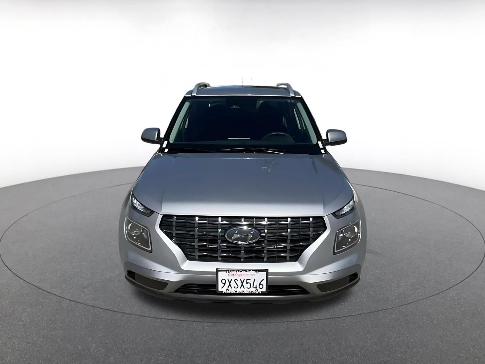 Used 2026 Hyundai Venue SEL FWD image 4