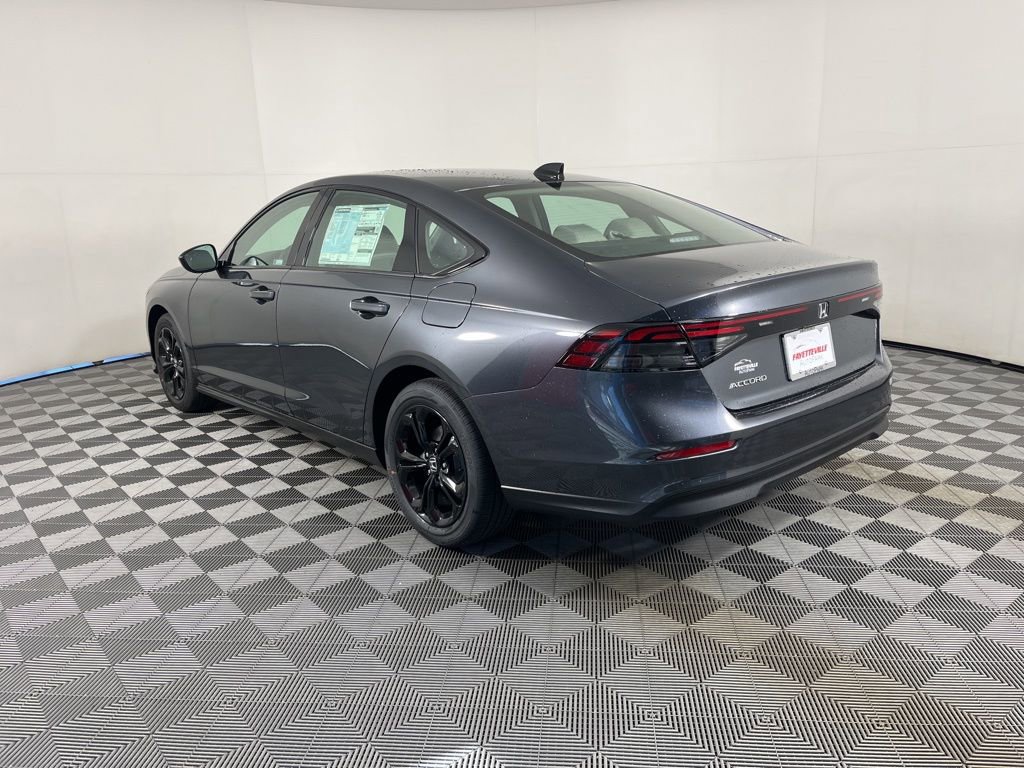 New 2025 Honda Accord SE image 3