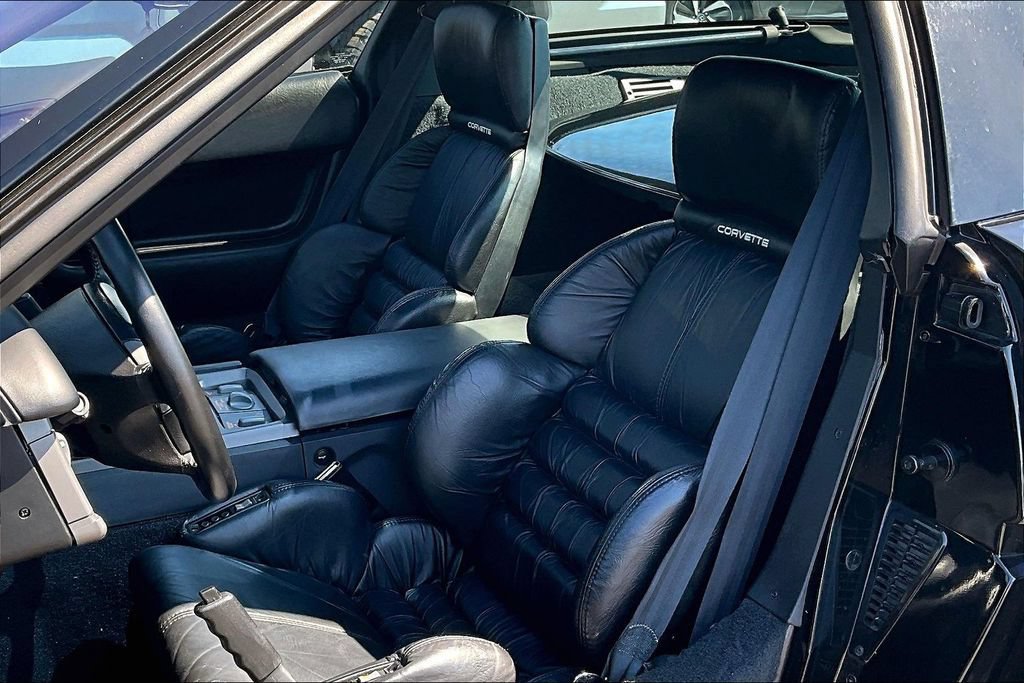 Used 1990 Chevrolet Corvette ZR-1 RWD image 22