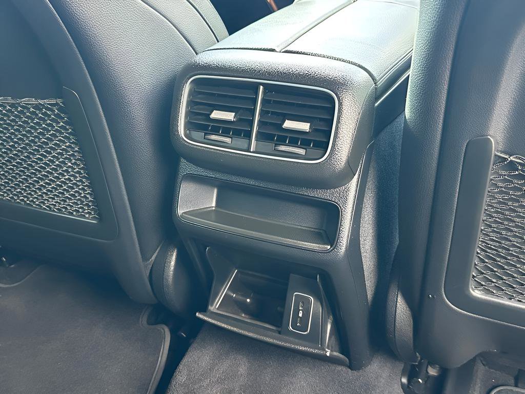 Used 2020 Mercedes-Benz GLE 450 4MATIC image 30