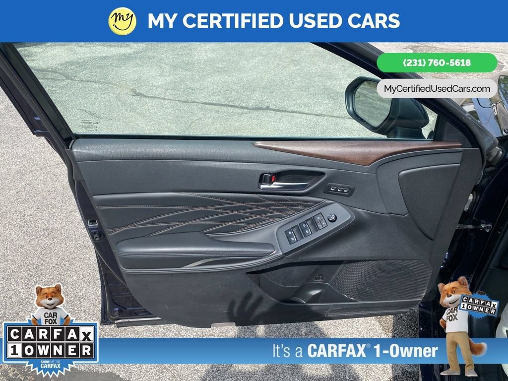 Used 2022 Toyota Avalon Limited FWD image 10