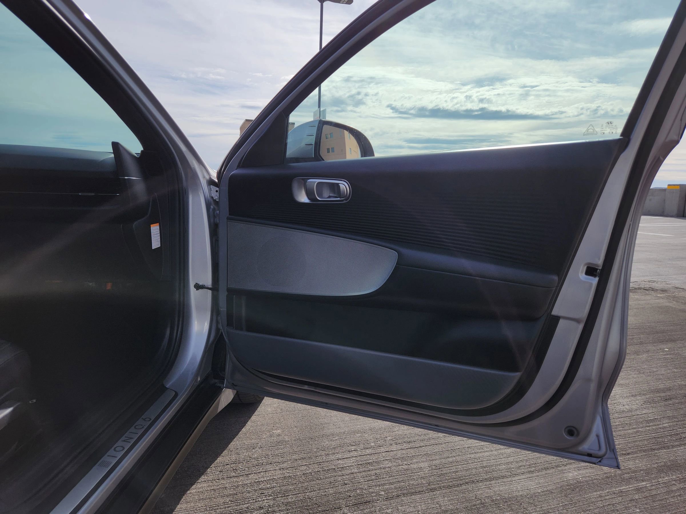 Used 2023 Hyundai Ioniq 6 SEL image 47