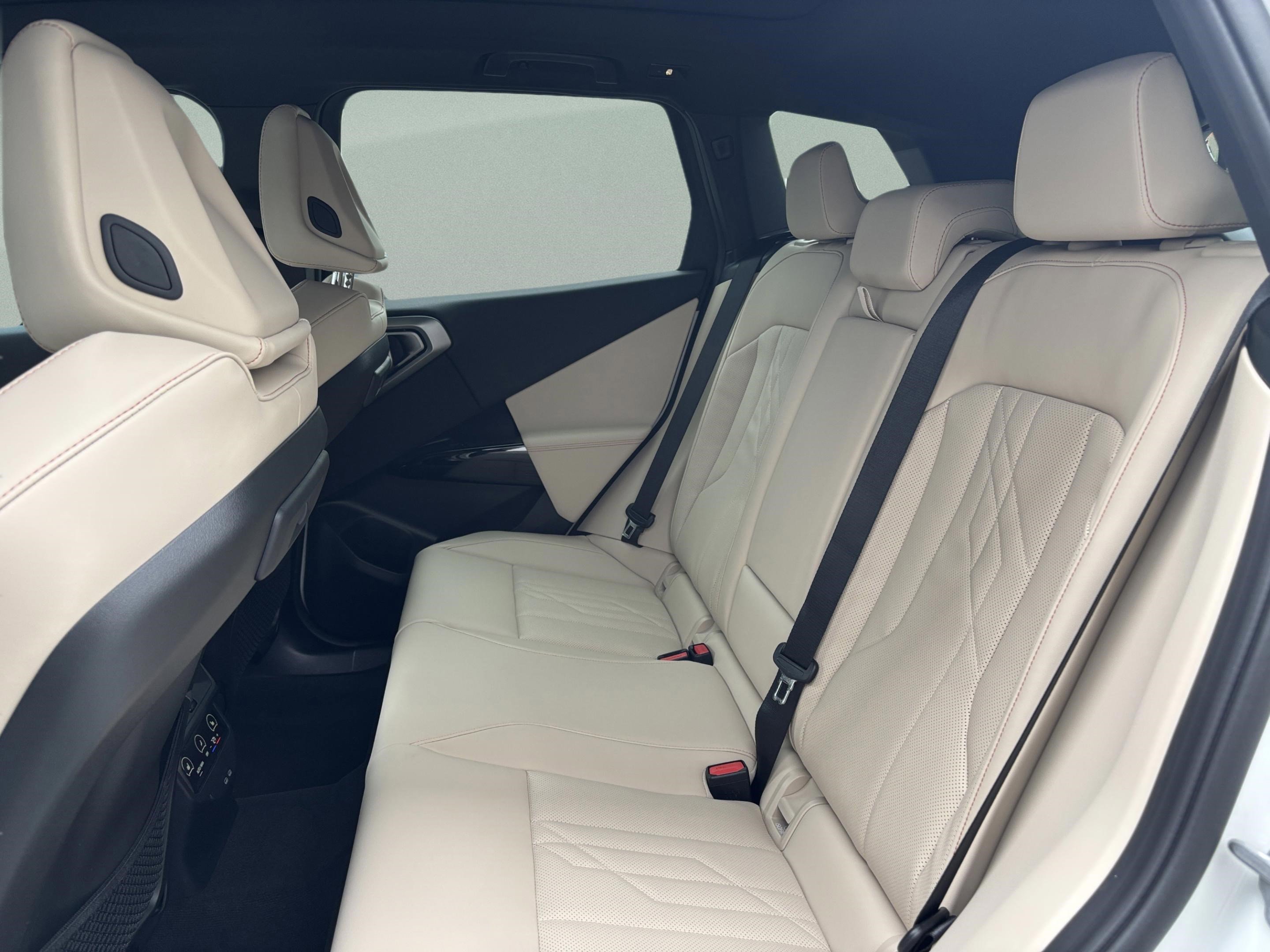 Used 2026 BMW X3 xDrive30 w/ Convenience Package image 27